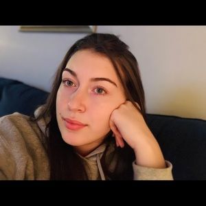 Meet your Posher, Aimee